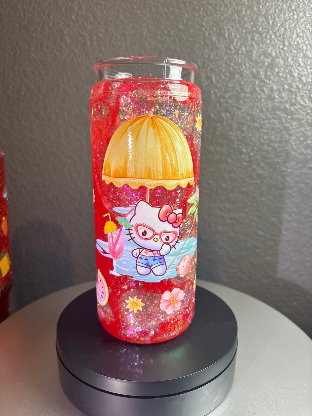 Hello Kitty Summer Snow Globe 20 oz