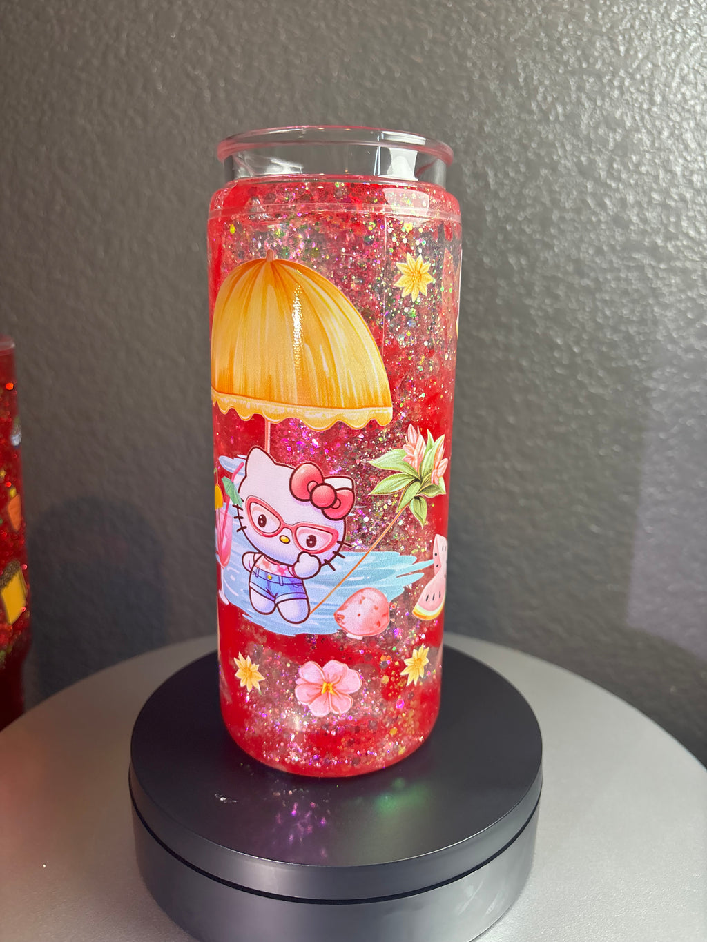 Hello Kitty Summer Snow Globe 20 oz