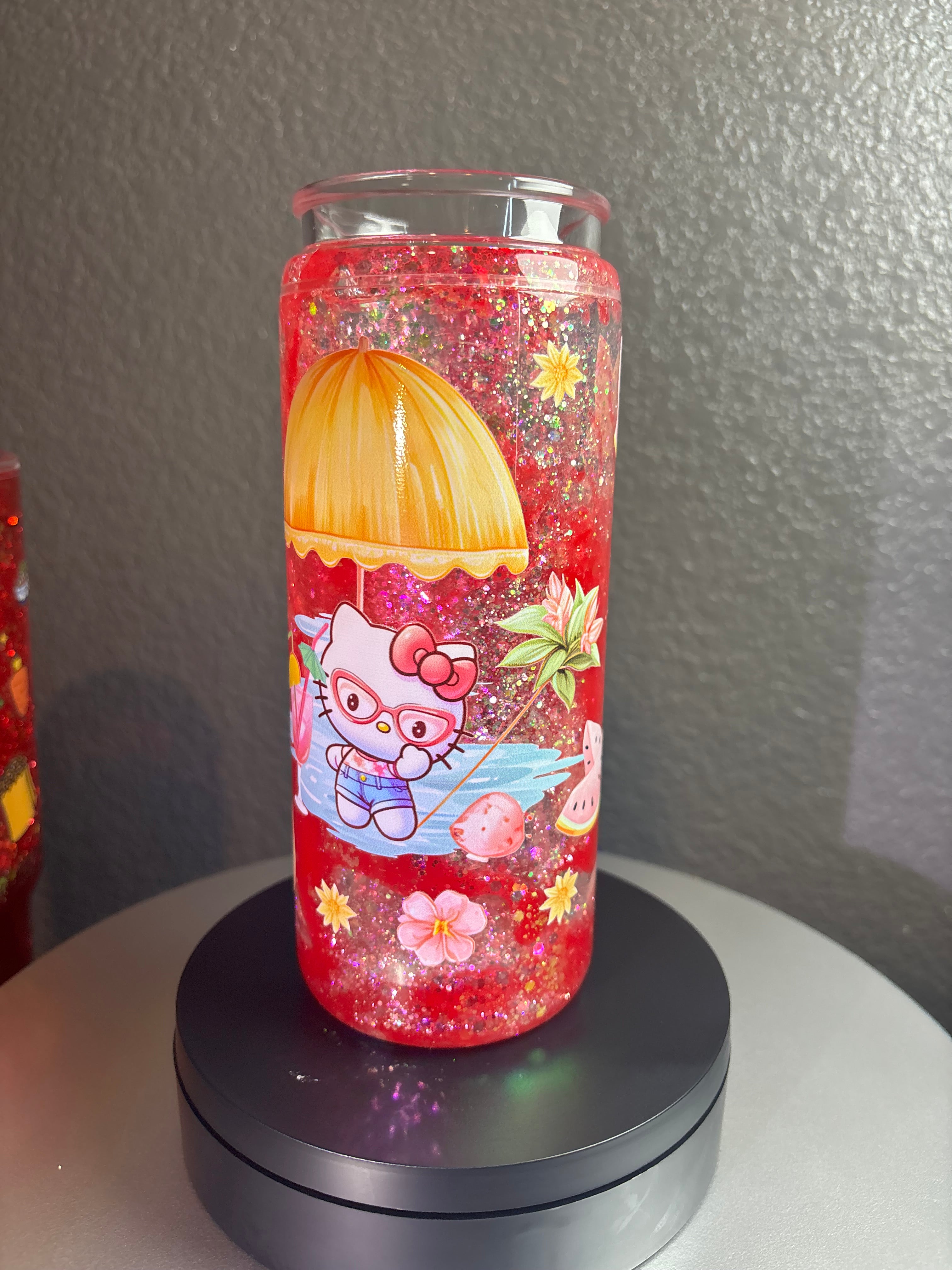 Hello Kitty Summer Snow Globe 20 oz